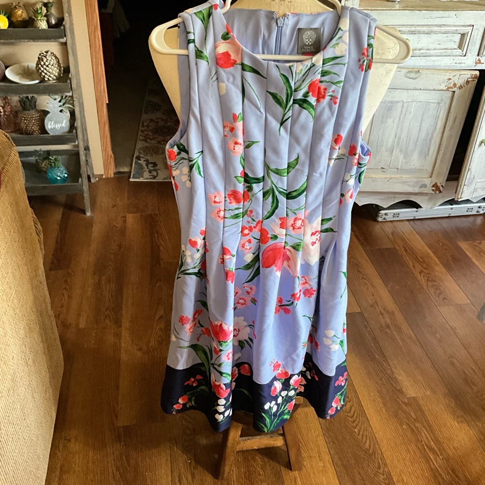 Vince Camuto size 8 dress